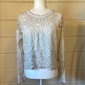 Rubbish Sheer All-Over Lace Long-Sleeve Top – Off-White/Cream – Size Medium